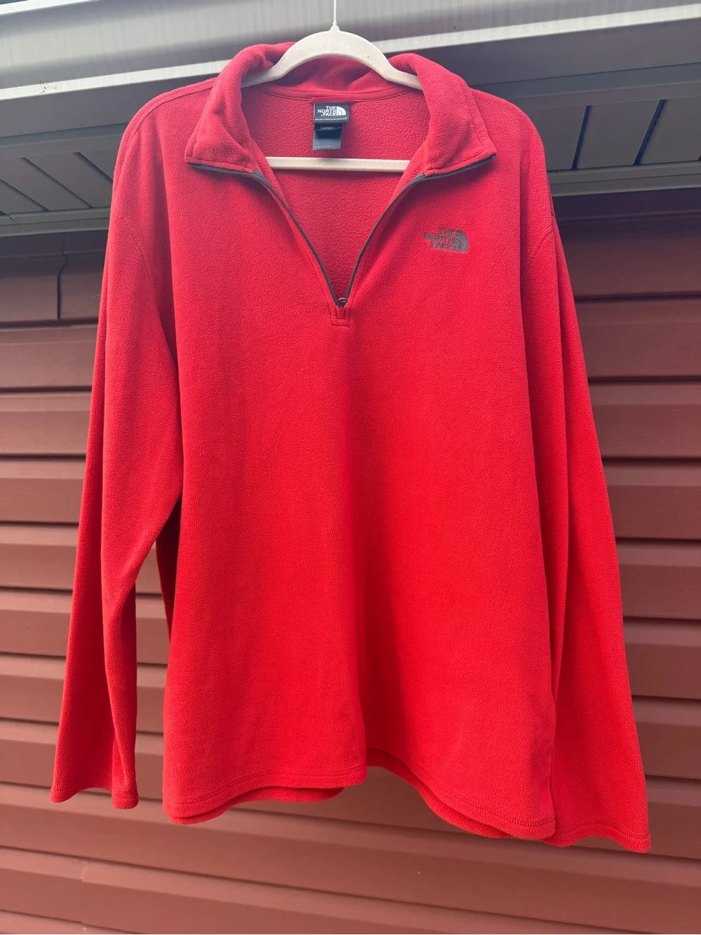 The North Face Men’s Red Quarter-Zip Fleece Pullover